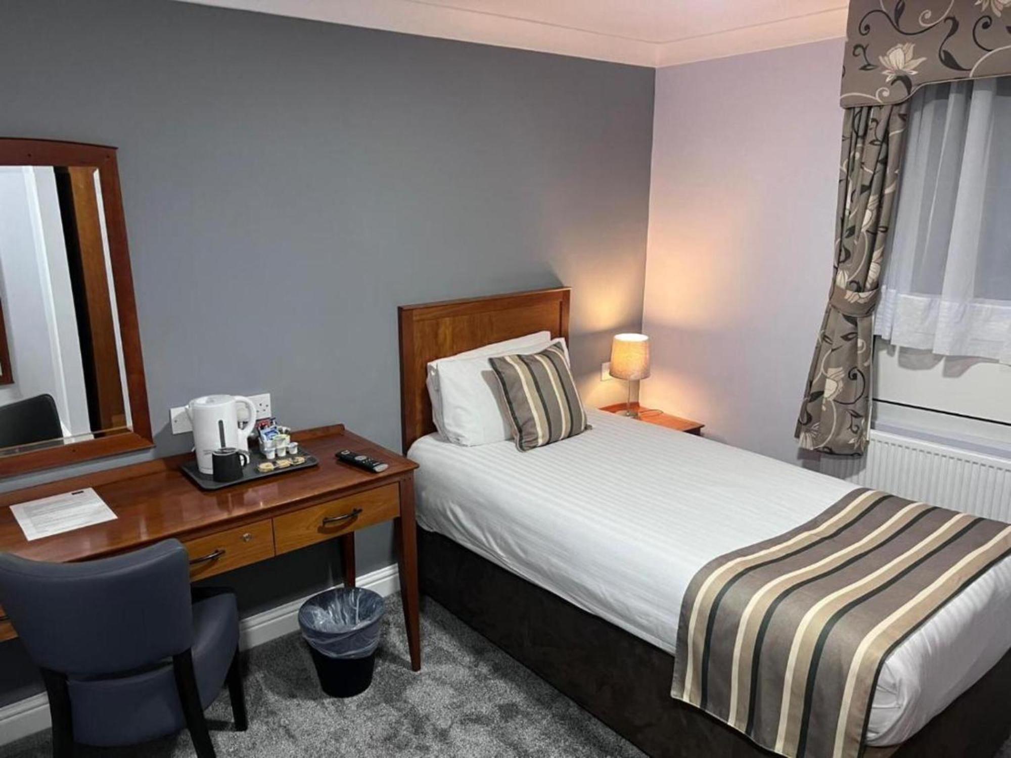 Dancenter East Midlands Airport Hotell Derby Eksteriør bilde